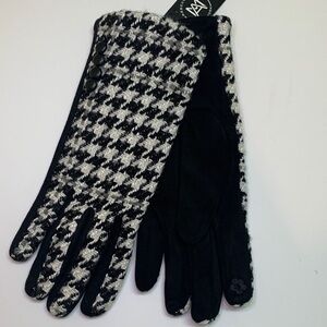 Elegant Houndstooth Black and White Gloves
